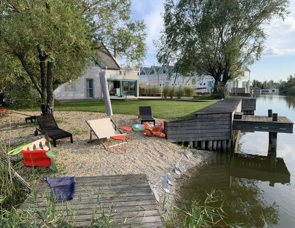 Segelhafen Seegärten - Exklusives Hafenareal mit Entwicklungspotenzial am Neusiedler See