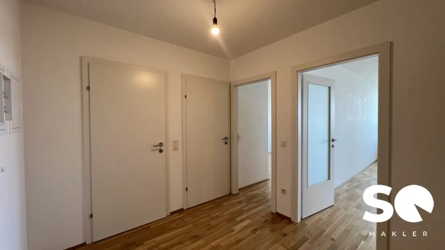 # SQ  - MODERNE 2 ZIMMER IN EINEM HOCHHAUS - NEUBAUWOHNUNG MIT BALKON - NÄHE KURPARK OBERLAA - 6 ETAGE
