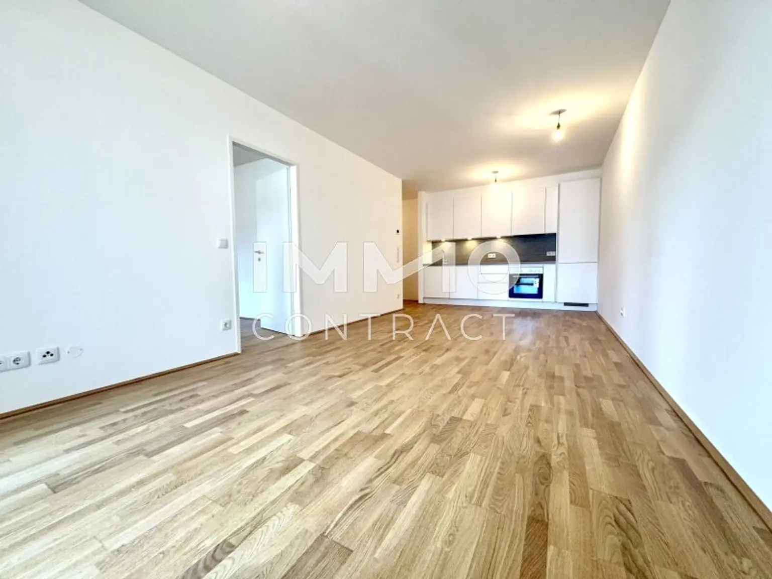 Wohnraum und Küche 2