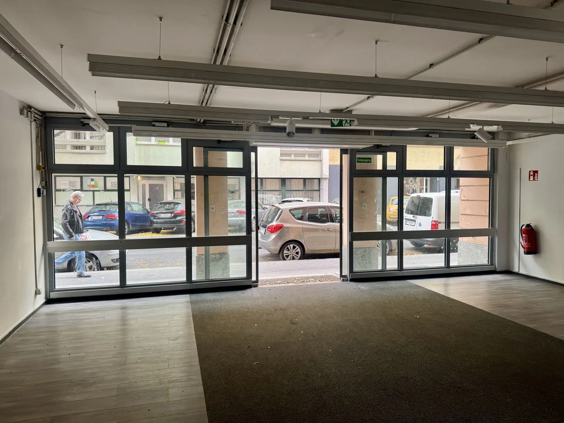 1050 Wien, Ziegelofengasse 33 Front