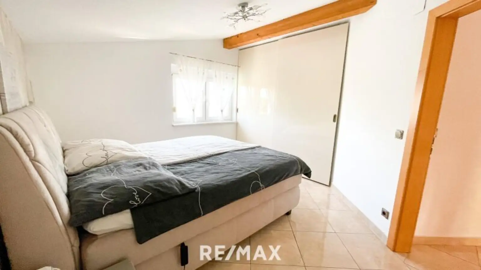 Absolute Ruhelage/Haus mit wunderschönem Garten!