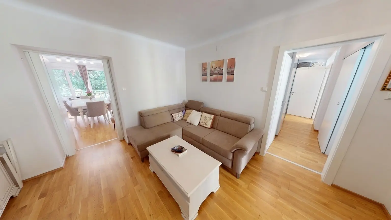Helle Familienwohnung mit 2 Loggien und Gemeinschaftsgarten