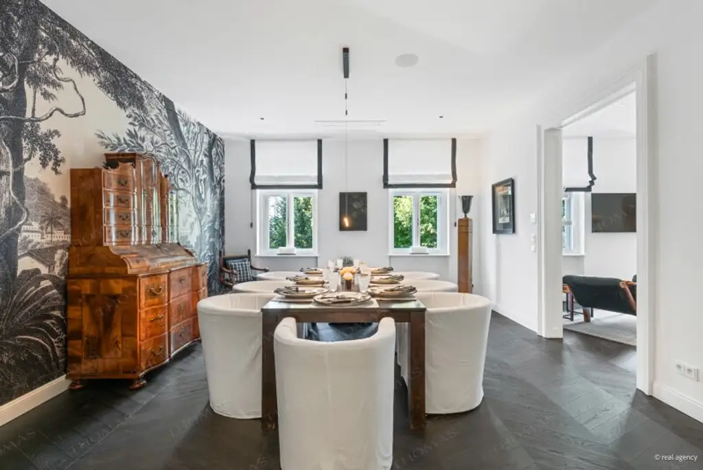 Luxuriöse, komplett möblierte Designerwohnung mit Balkon in Bestlage Döbling – barrierefrei & bezugsfertig