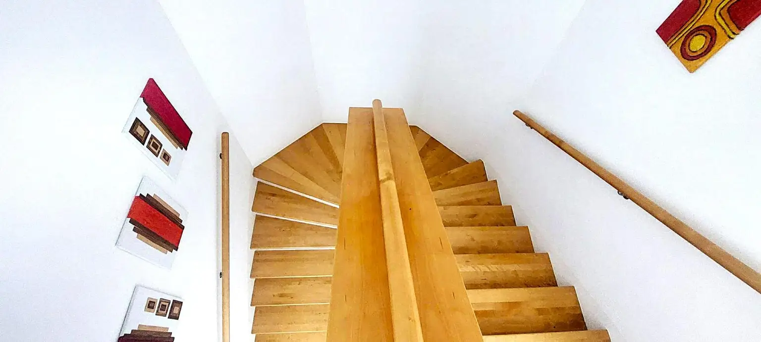 Großzügige Villa mit mehreren Wohneinheiten für viele Nutzungen