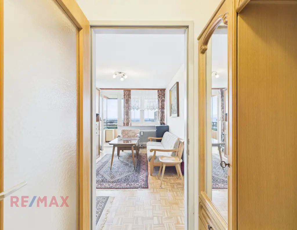 Investoren aufgepasst: 2-Zimmer Dachgeschosswohnung mit Seeblick in Lochau!