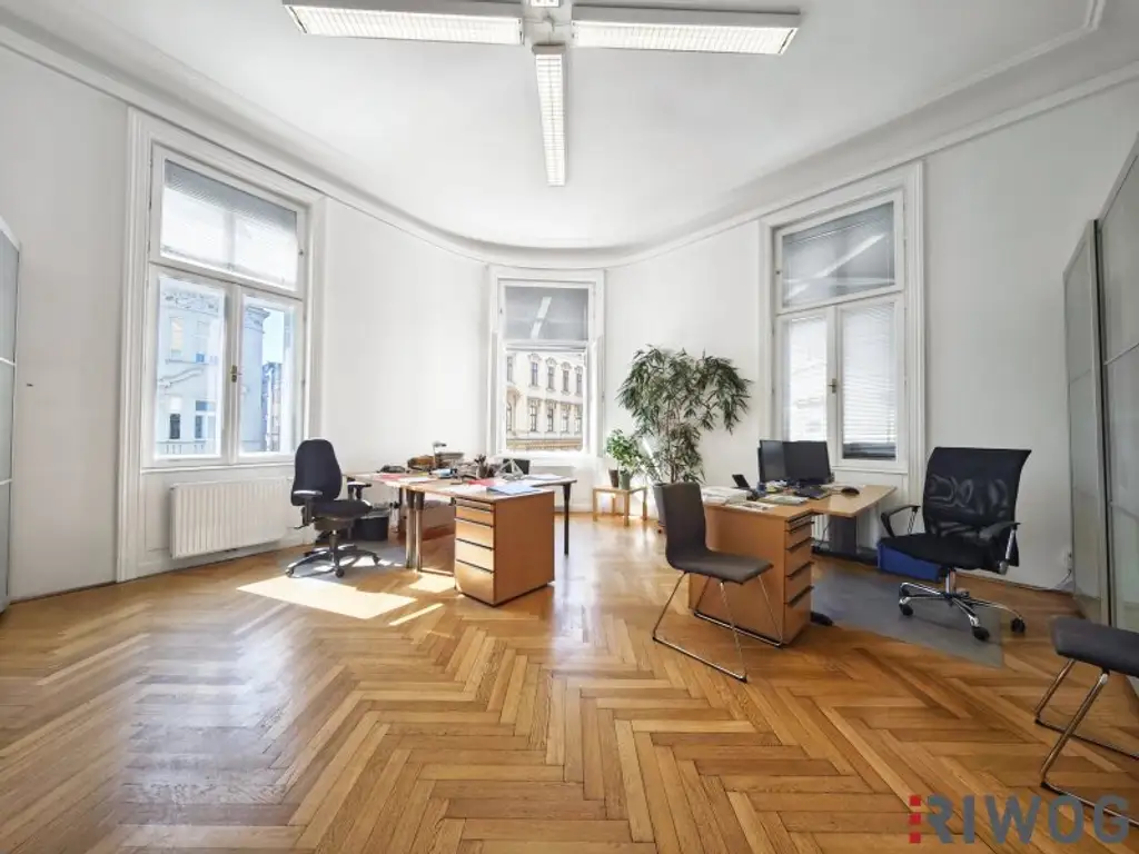Topsaniertes Stilaltbaubüro in Naschmarktnähe | sehr hell | 154m² mit 4 bis 5 Zimmern | Luftwärmepumpe