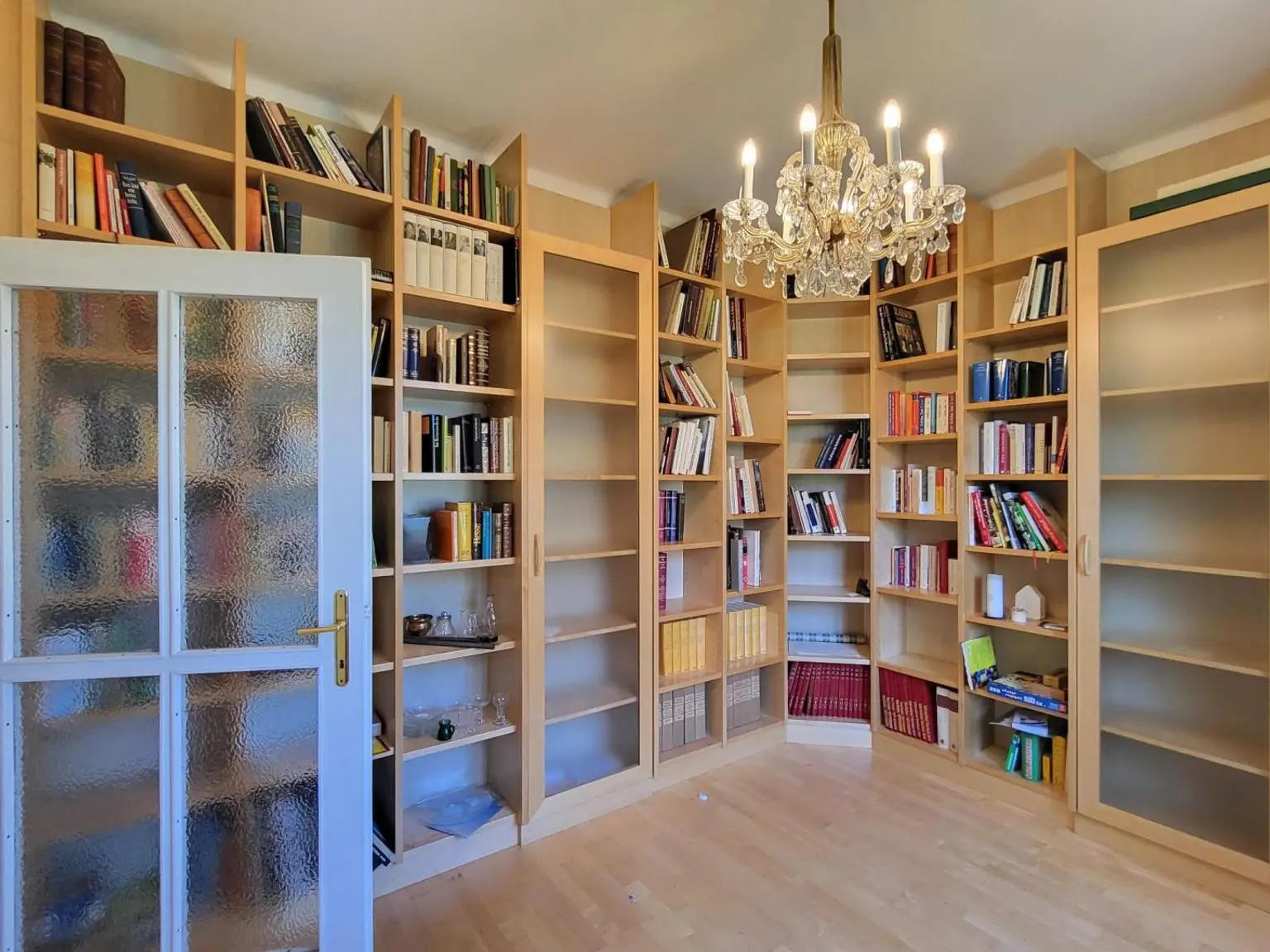 06 Bibliothek