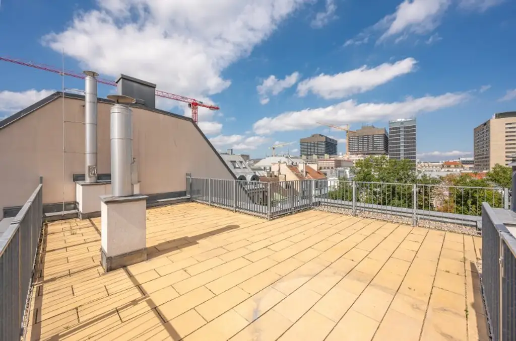 ++NEU++ Fantastisch aufgeteilte 4 Zimmer DG-Wohnung in absoluter Bestlage des 09. Bezirks - Viktor Frankl Park / Mariannengasse. +++ Dachterrasse! ++++