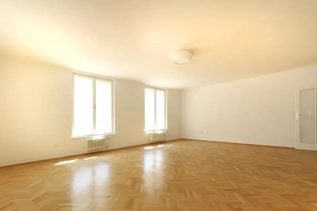 Helle 3-Zimmer-Wohnung mit Balkon im Herzen der Wiener Innenstadt