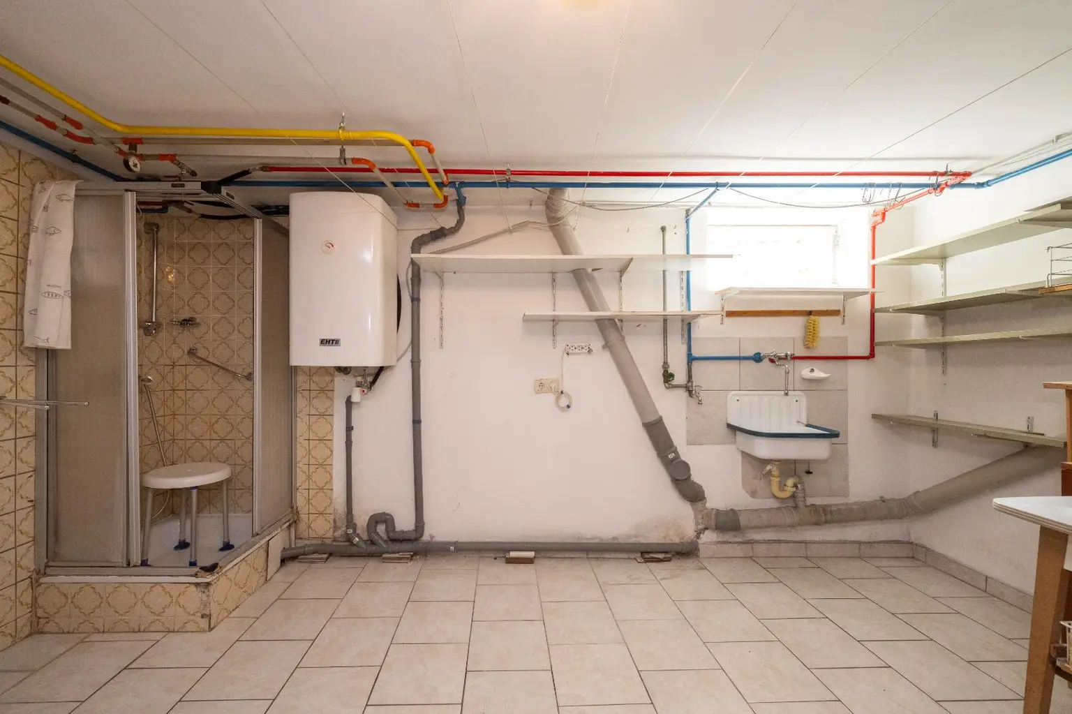 Gepflegtes Reihenhaus mit Garten, Terrasse und Garage in zentraler Lage!