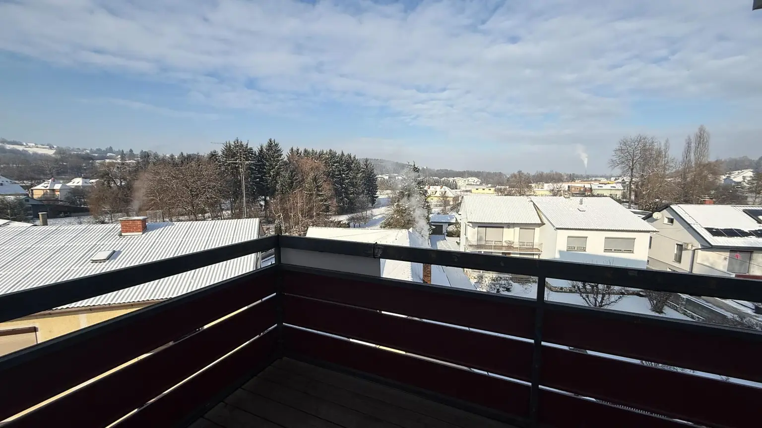 Küchen-Balkon westseitig