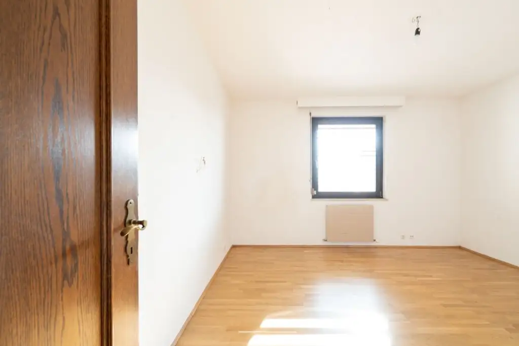 Toplage von Leonding: 7-Zimmer-Einfamilienhaus mit Pool & traumhaftem Ausblick zu kaufen