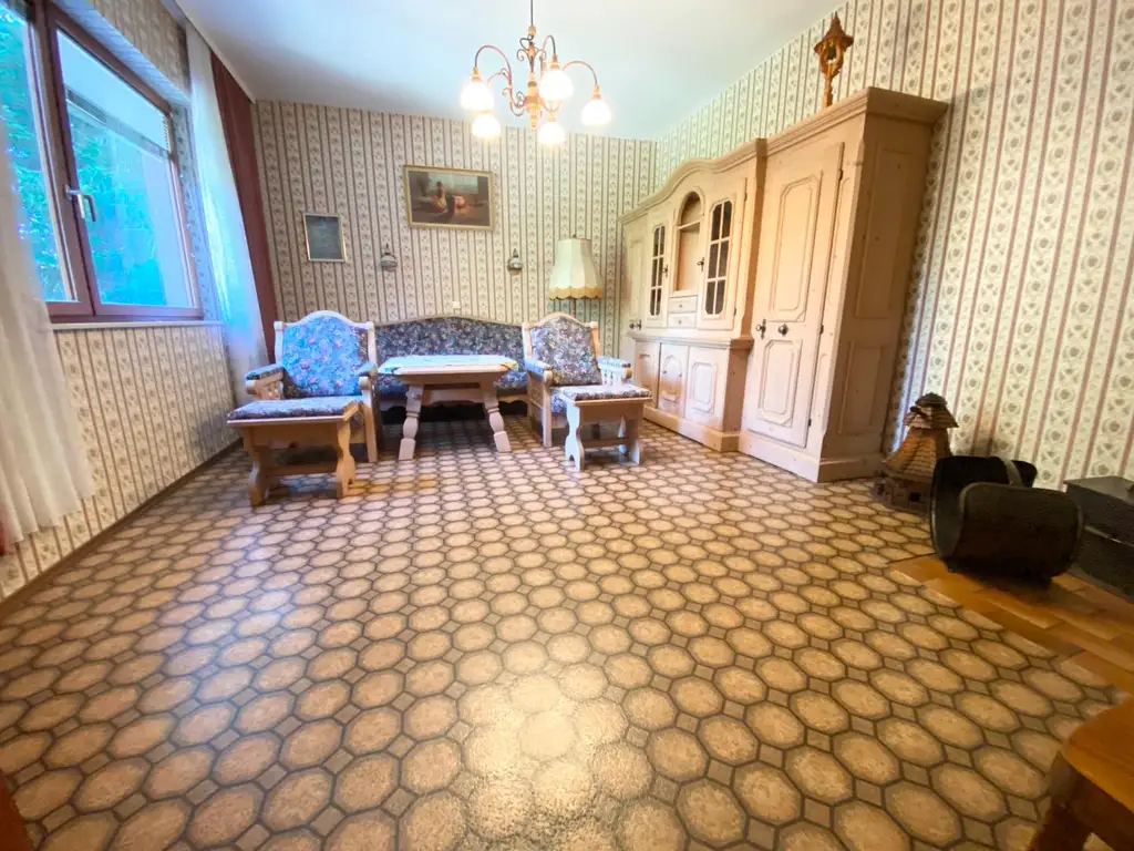 **OPEN HOUSE 5.9.2025** -  Einfamilienhaus mit Ausbau-Potenzial, >1.700 m² Grundstück