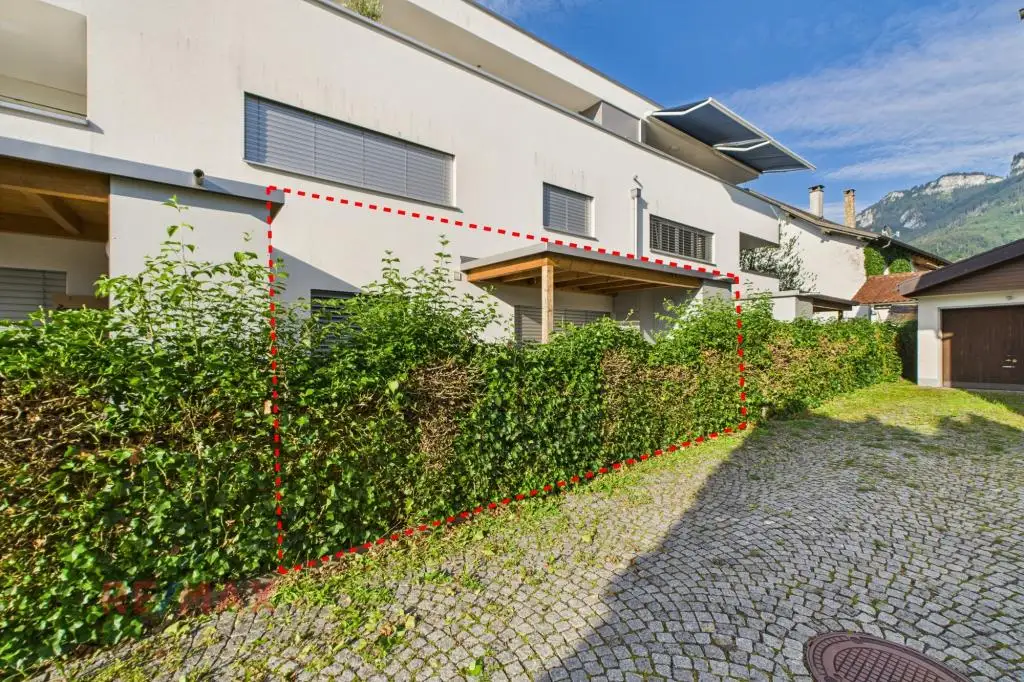 Moderne Wohnung mit Sonnenterrasse und eigenem Gartenbereich