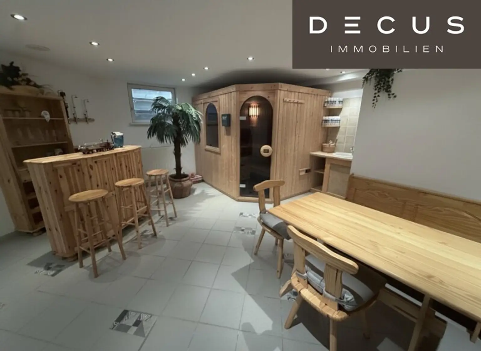 Gepflegtes Haus mit Garten, Pool und Wellness