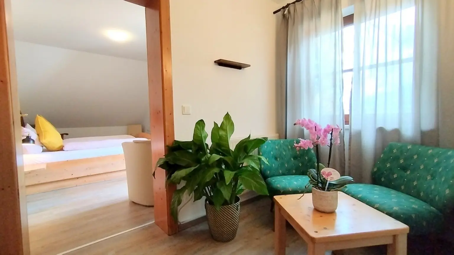 Schöne Frühstückspension sucht neuen Pächter - Pachtreduzierung für die ersten Saison !