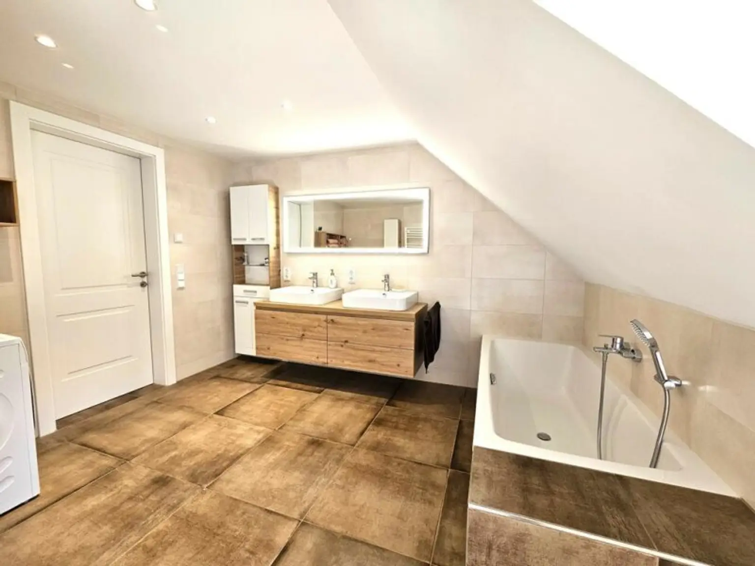 K1024_20250919_112335