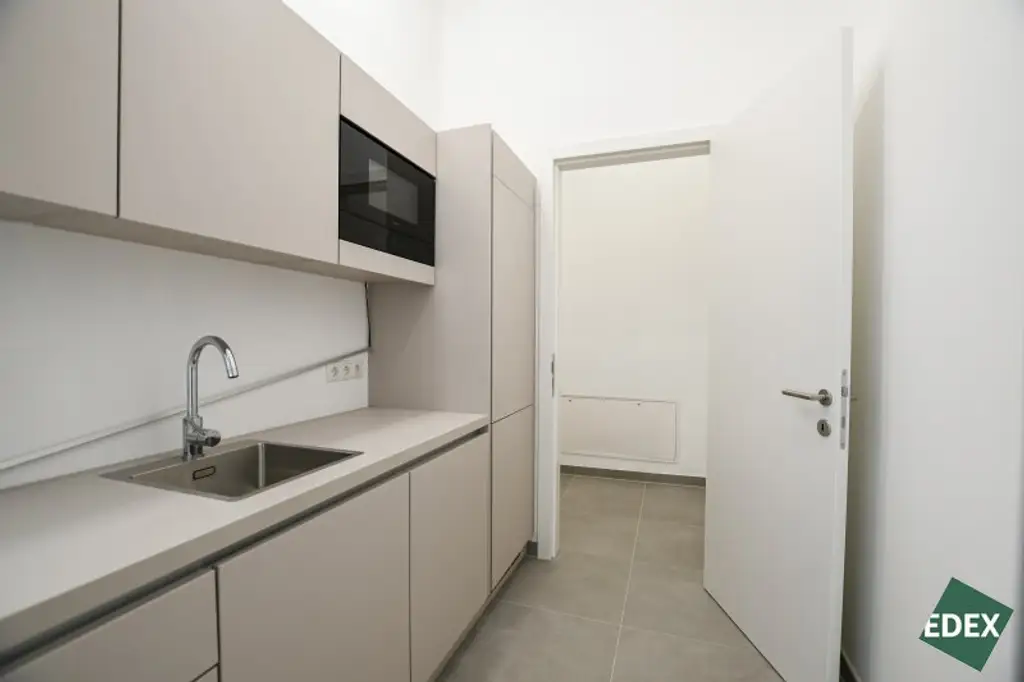 ERSTBEZUG| gute Sichtbarkeit in der Ungargasse