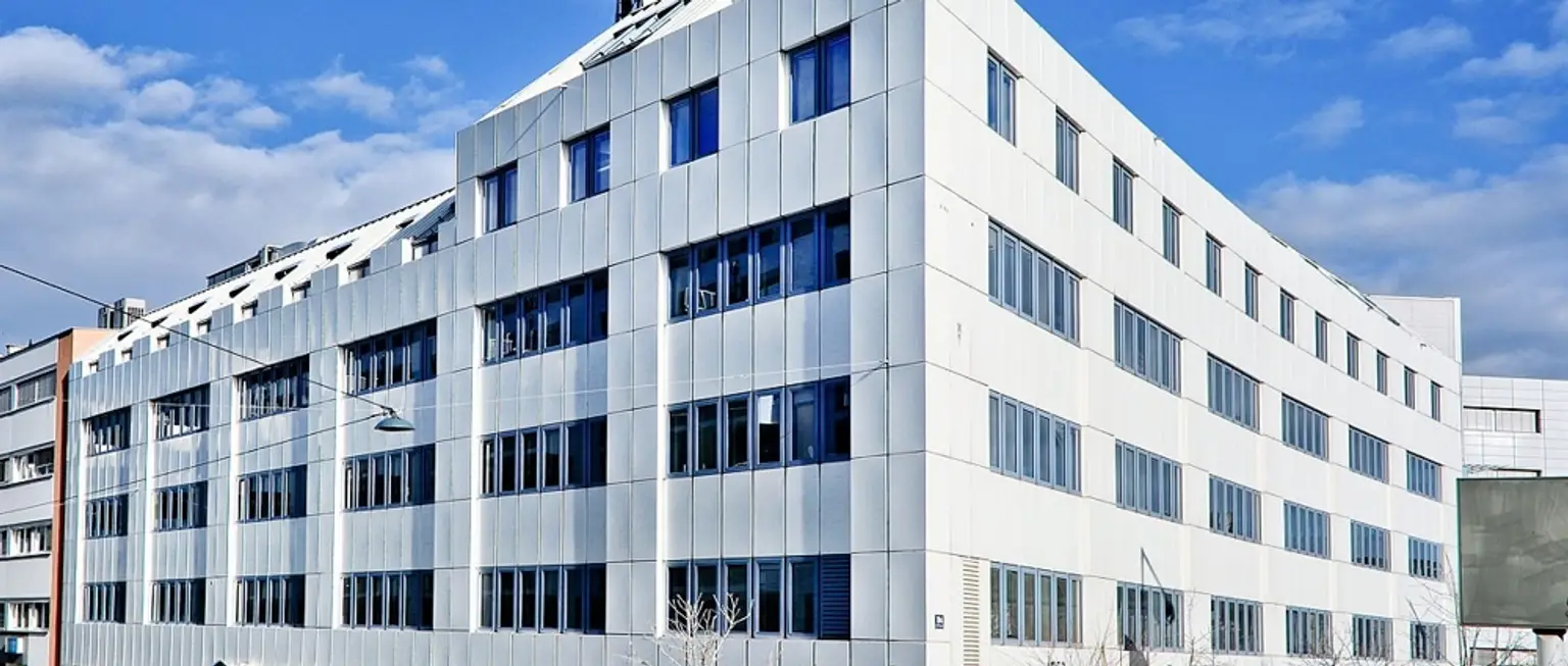 1150 Wien, Pfeiffergasse 2 außen quer