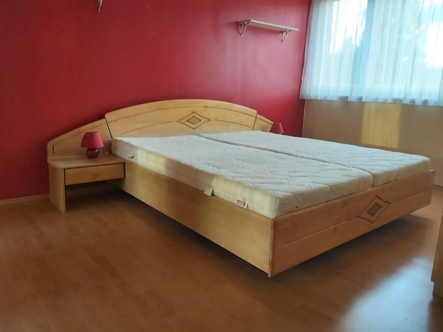 Möblierte 3-Zimmer-Wohnung mit Loggia und Carport in Mürzzuschlag zu mieten !