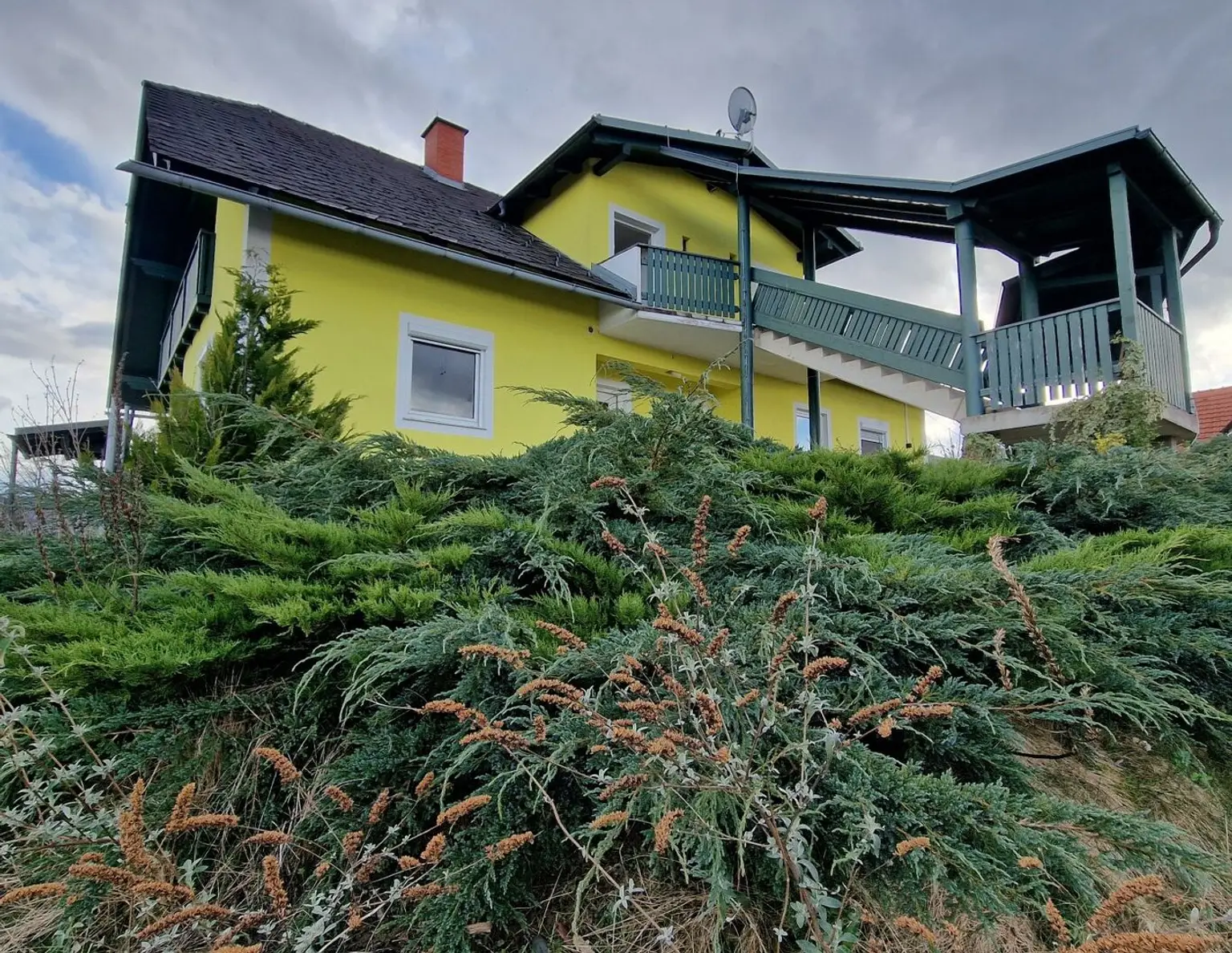6 Wohnungen und Kellerflächen. NFL 444m²- absolute Ruhelage in der Weststeiermark-Fixpreis Schnäppchen