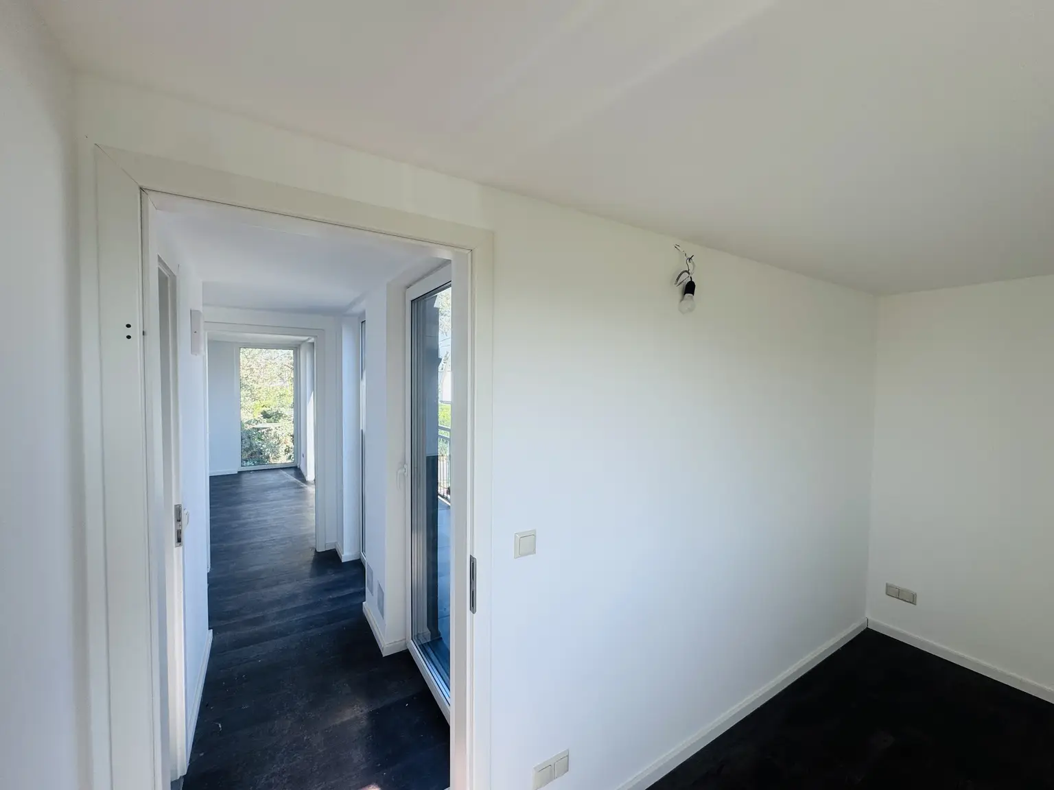 Modernes Kleingartenhaus mit Pool & großem Keller in Ruhelage von Floridsdorf