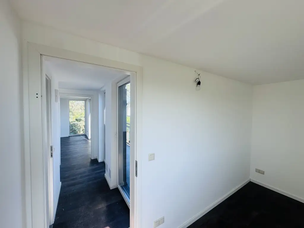 Modernes Kleingartenhaus mit Pool & großem Keller in Ruhelage von Floridsdorf