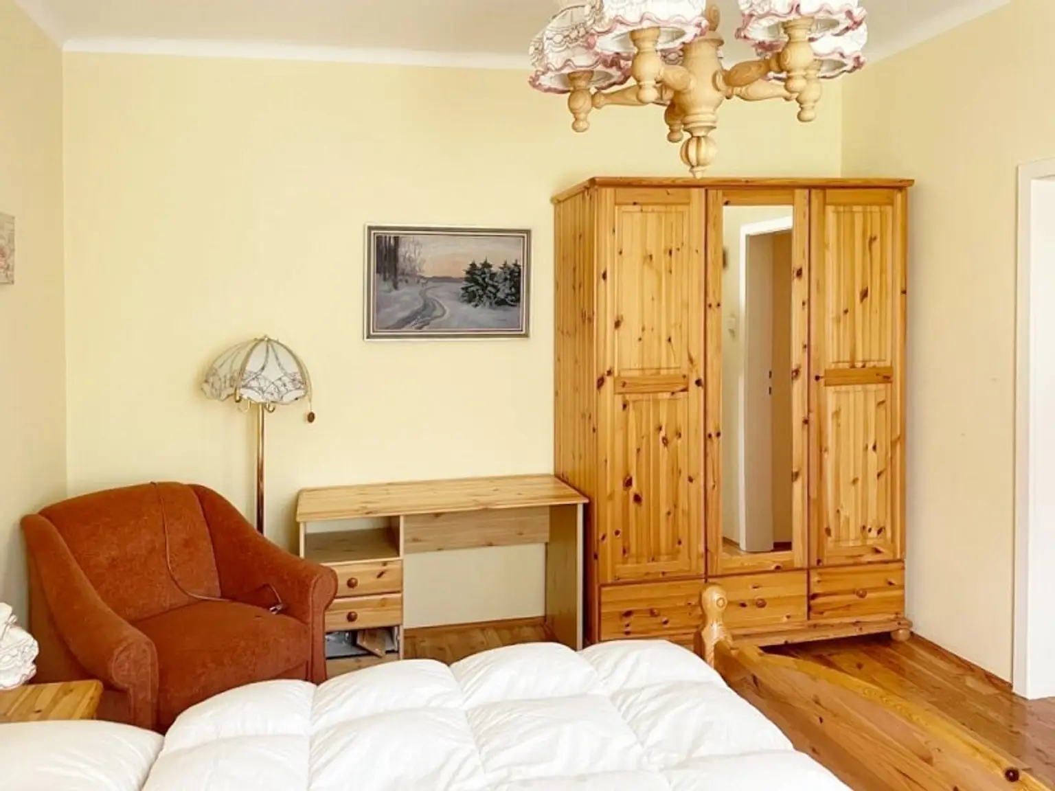 Großzügige 2 Zimmer-Loggia Wohnung - ruhig und gleichzeitig zentrumsnah - komplett möbliert