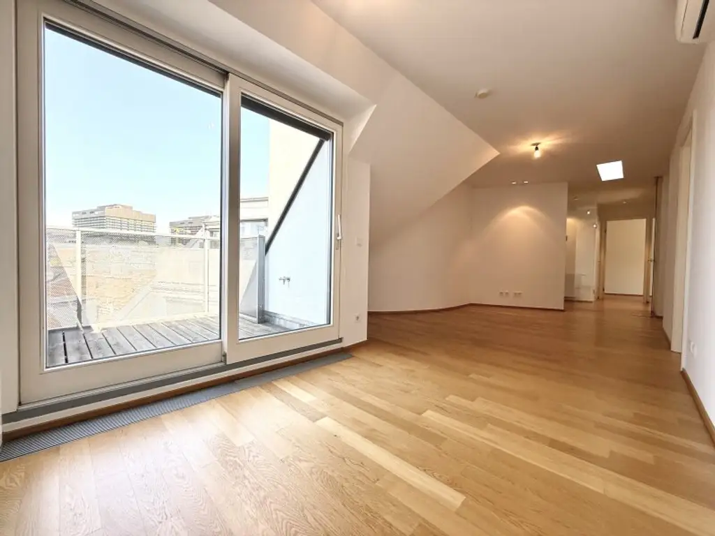 Helle 3-Zimmer Wohnung mit Terrasse, Nähe St. Anna Kinderspital