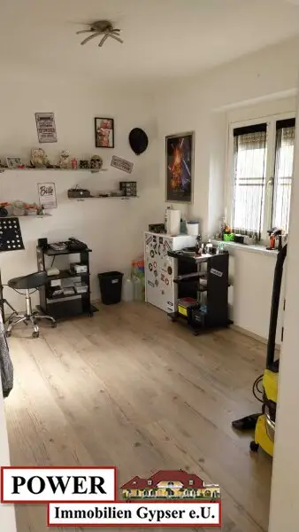Großzügiges Wohnhaus in Zentrumsnähe !!