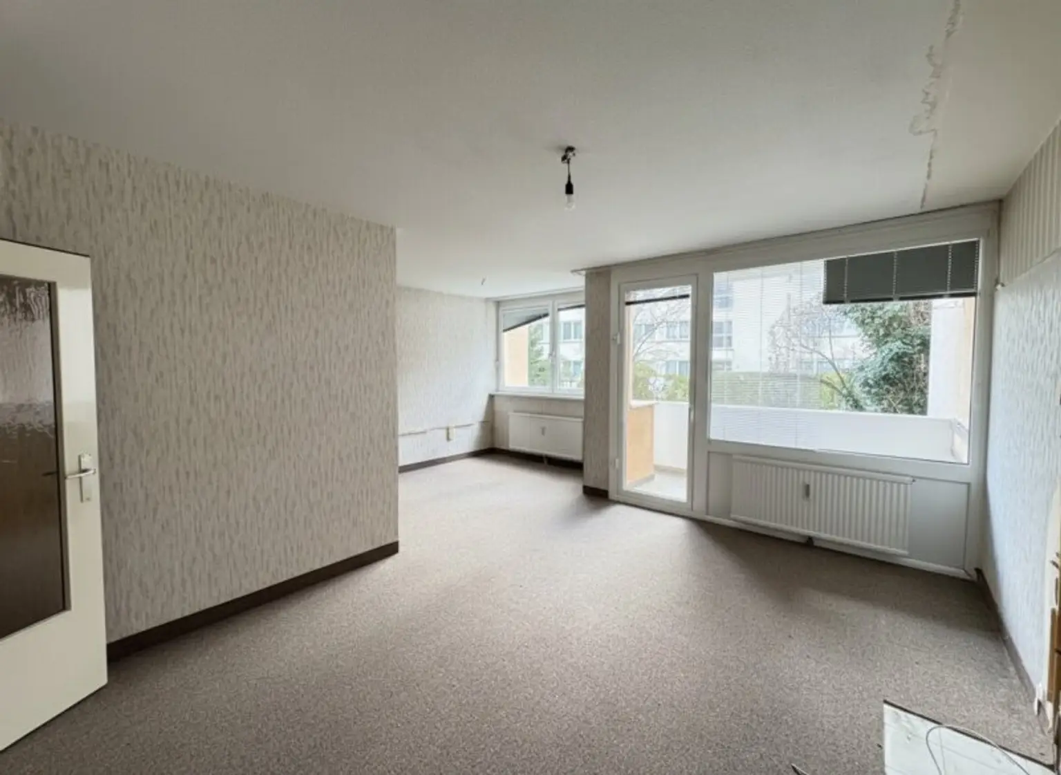 Charmanter Familienhit mit Loggia & viel Potenzial in absoluter Ruhelage von Klosterneuburg