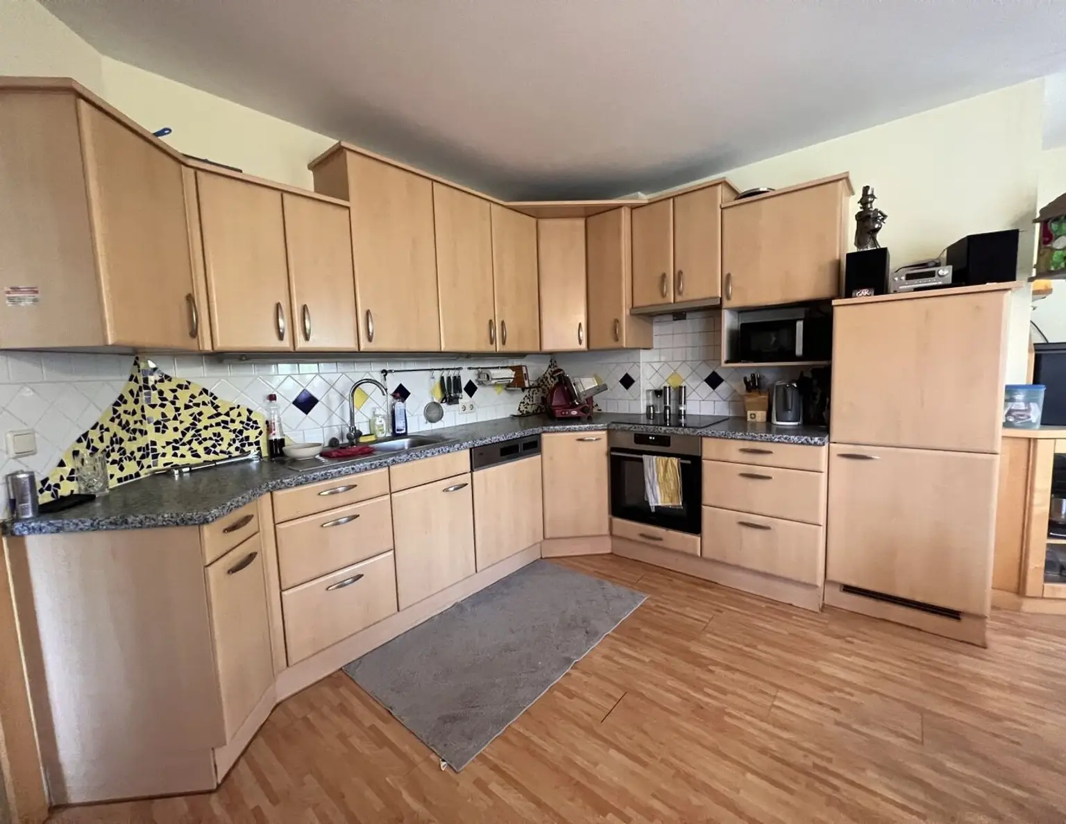 Ruhig gelegenes Wohnhaus für Naturliebhaber mit viel Platz zum Genießen.