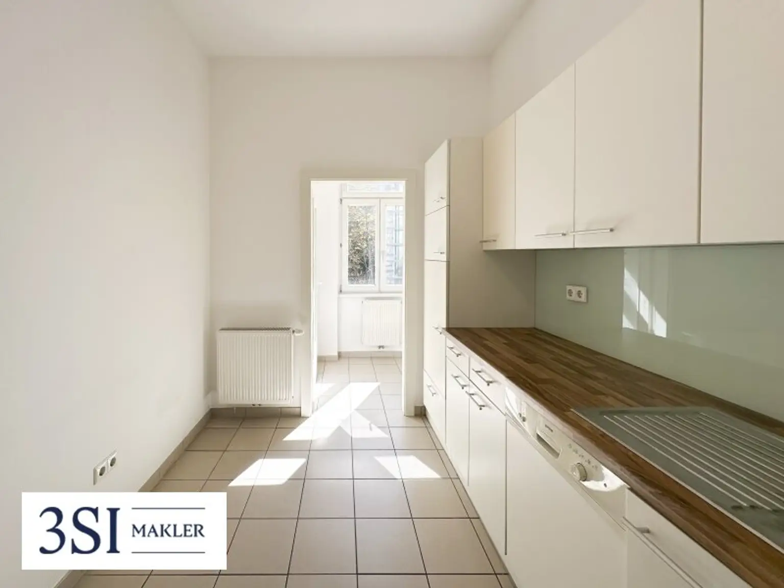 Ruheoase im Altbau – Helle 3-Zimmer-Wohnung mit großzügiger Terrasse im 3. Bezirk