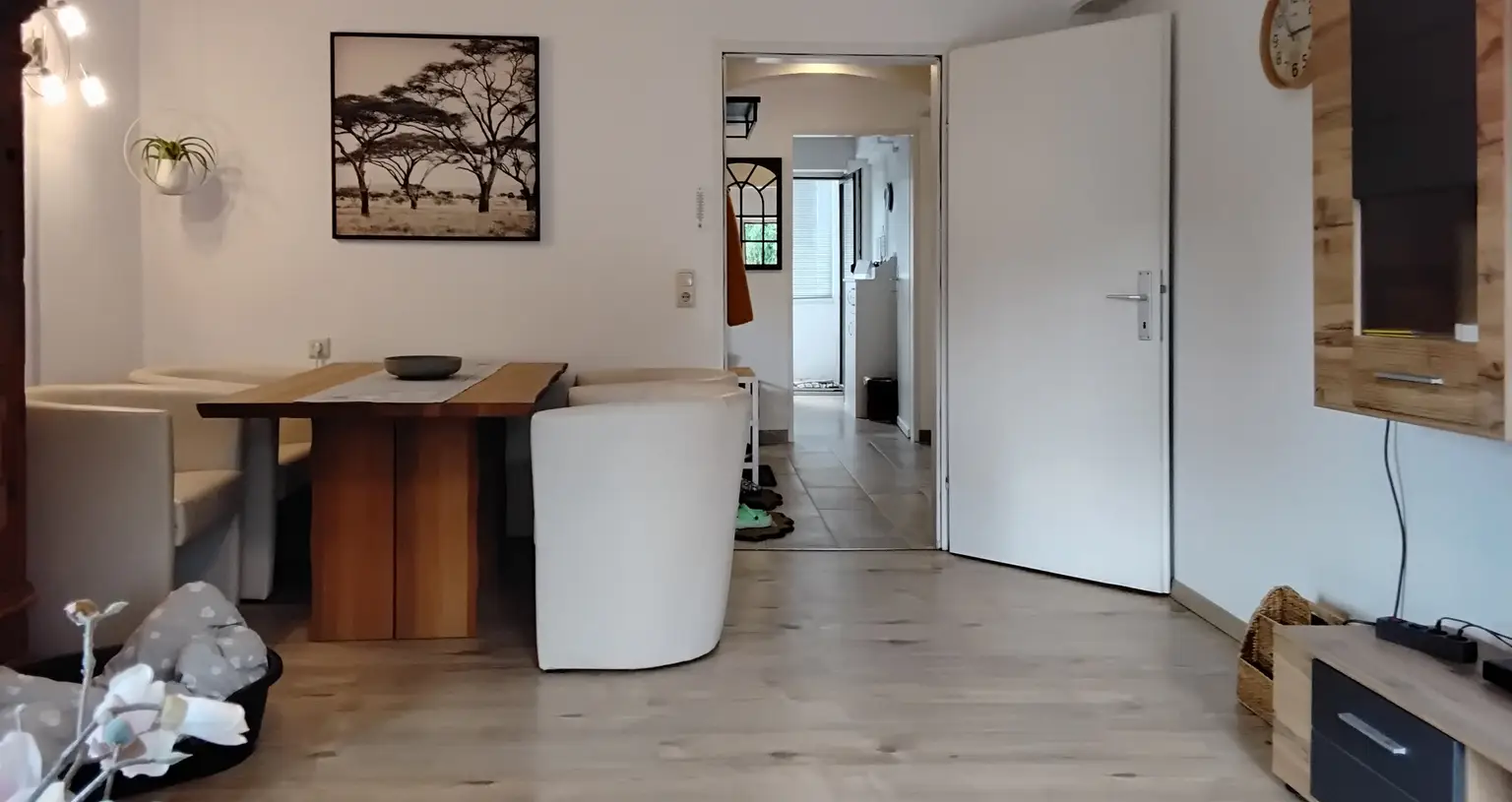 3-Zimmer-Wohnung mit Eckbalkon, Traunstein Blick und die Möglichkeit als Zweitwohnsitz.