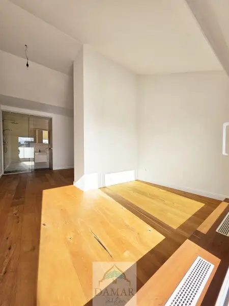 1. Schlafzimmer mit Dusche