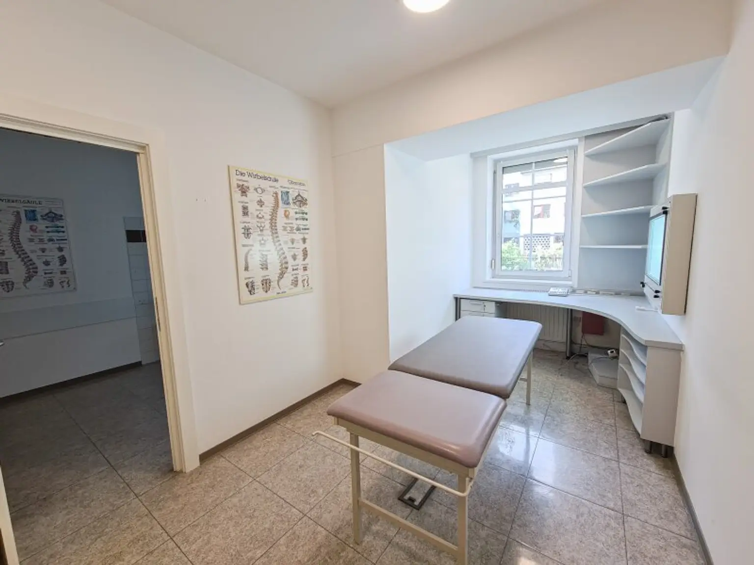 *** BARRIEREFREI *** Praxis am Josefsplatz - 5 Behandlungszimmer auf 170m²