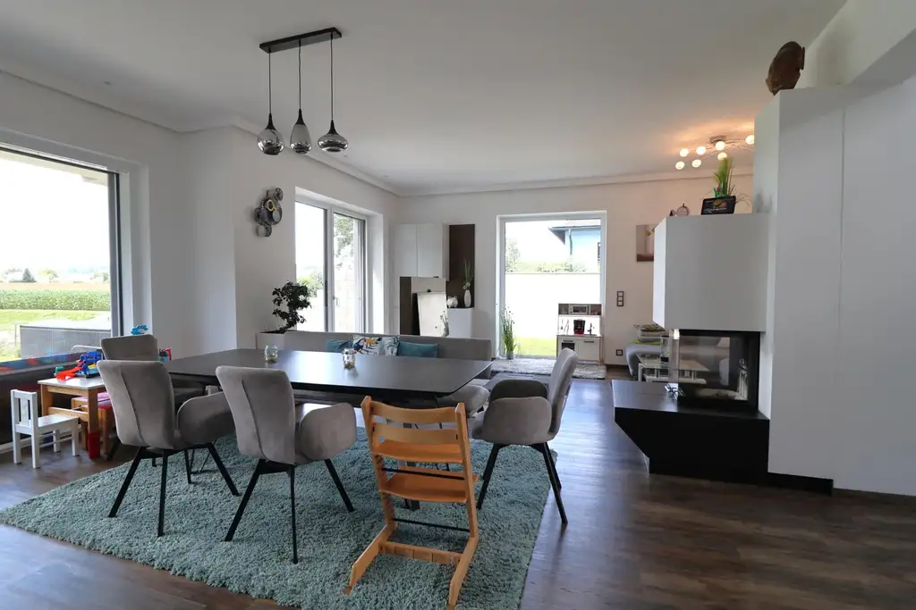 Exklusives Tech-Home mit Vollausstattung!