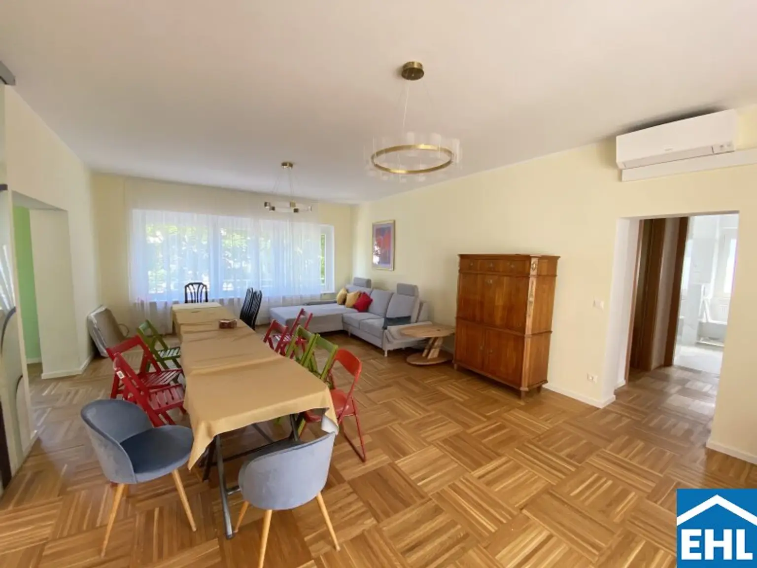 Einziehen und wohlfühlen! Möblierte 3-Zimmer-Wohnung inklusive Stellplatz nahe Schönbrunn!