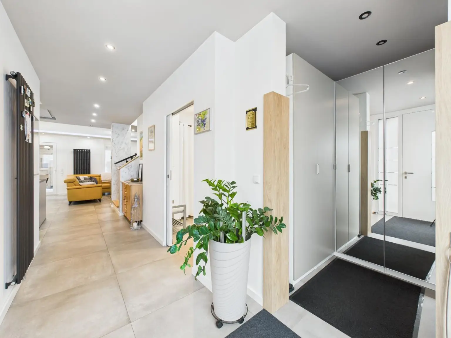 RH Maisonette Bruckneudorf Eingangsbereich