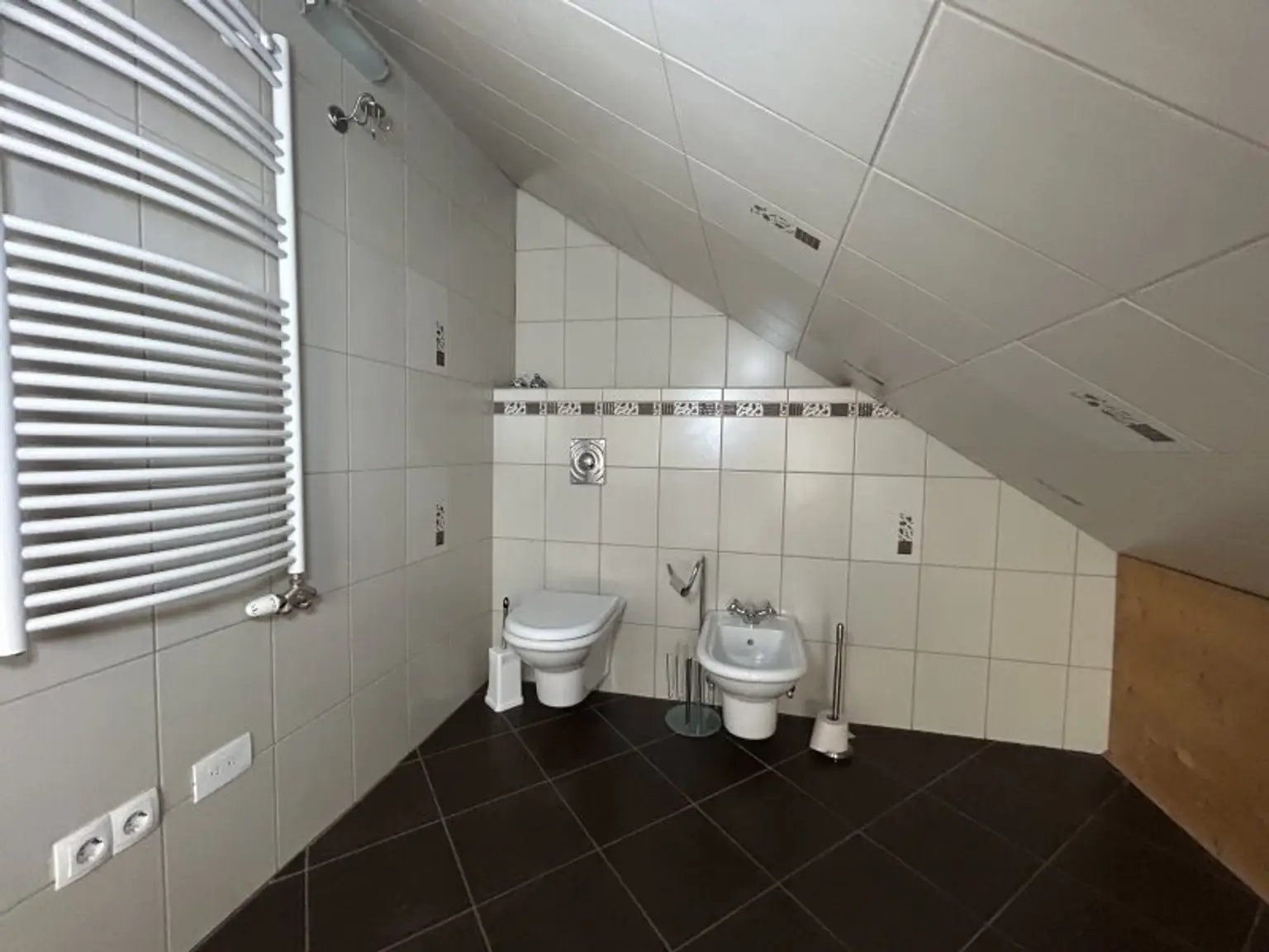 +++ Charmantes Landhaus mit großem Grundstück – in Szakony (Ungarn) +++