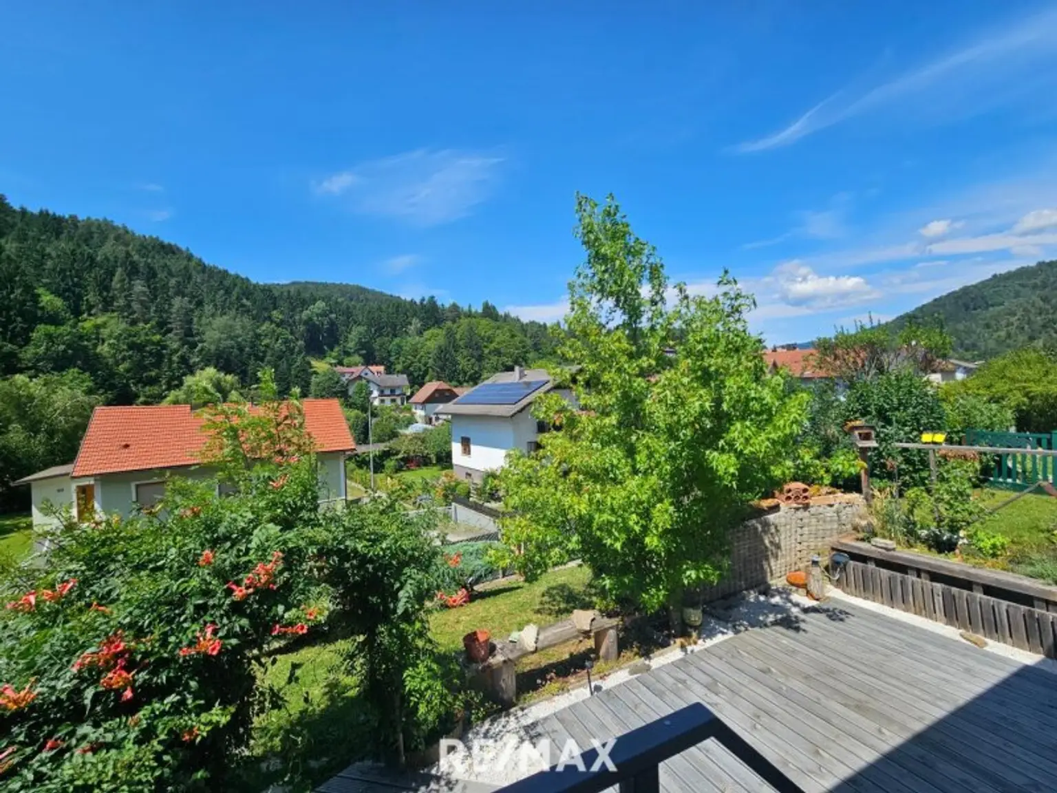 Ausgang vom Wohnzimmer