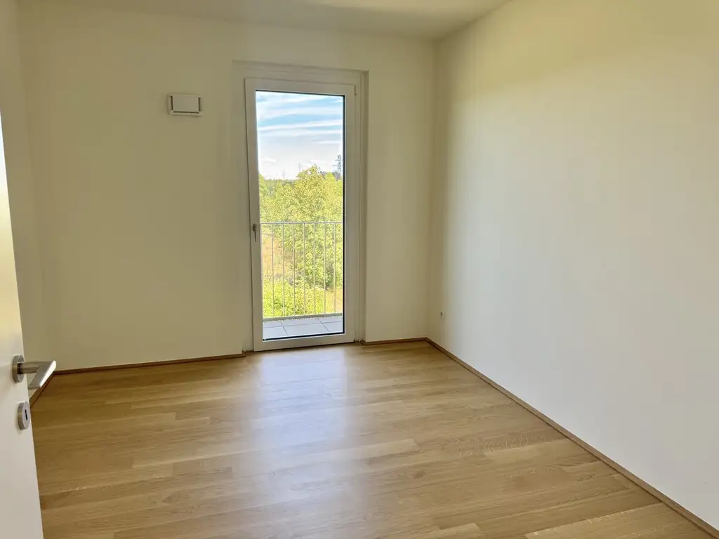 NEU - MEGA PREIS! Erstbezug und fertig: Provisionsfrei 3 Zimmer Wohnung. Gerasdorfer Straße
