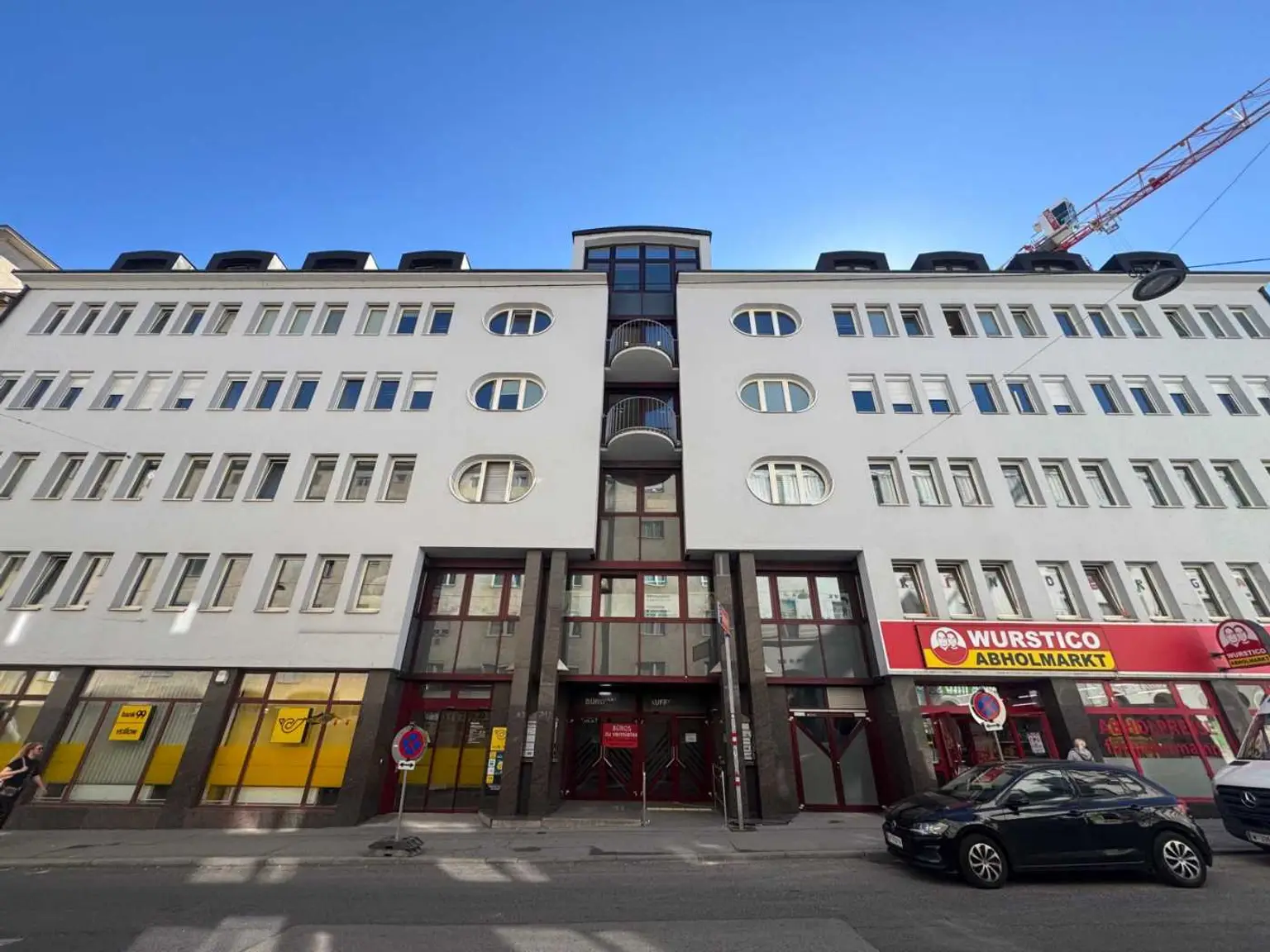 Gepflegte Bürofläche nahe der U-Bahn zu mieten!