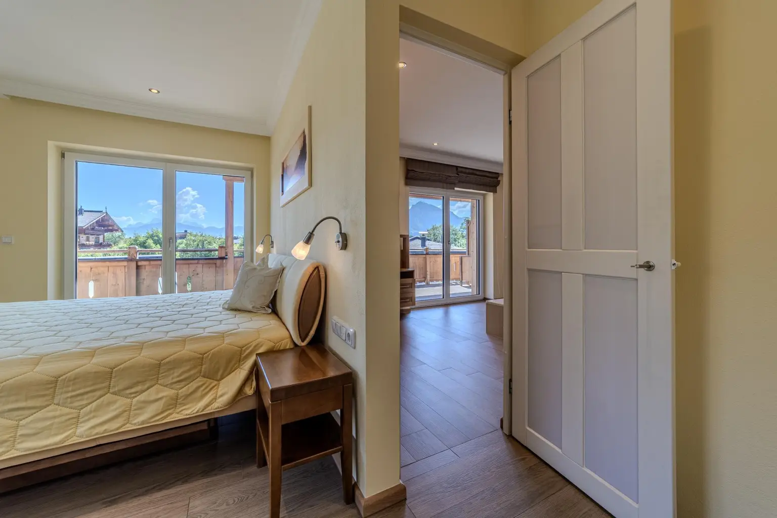 Schlafzimmer im OG mit Ankleide