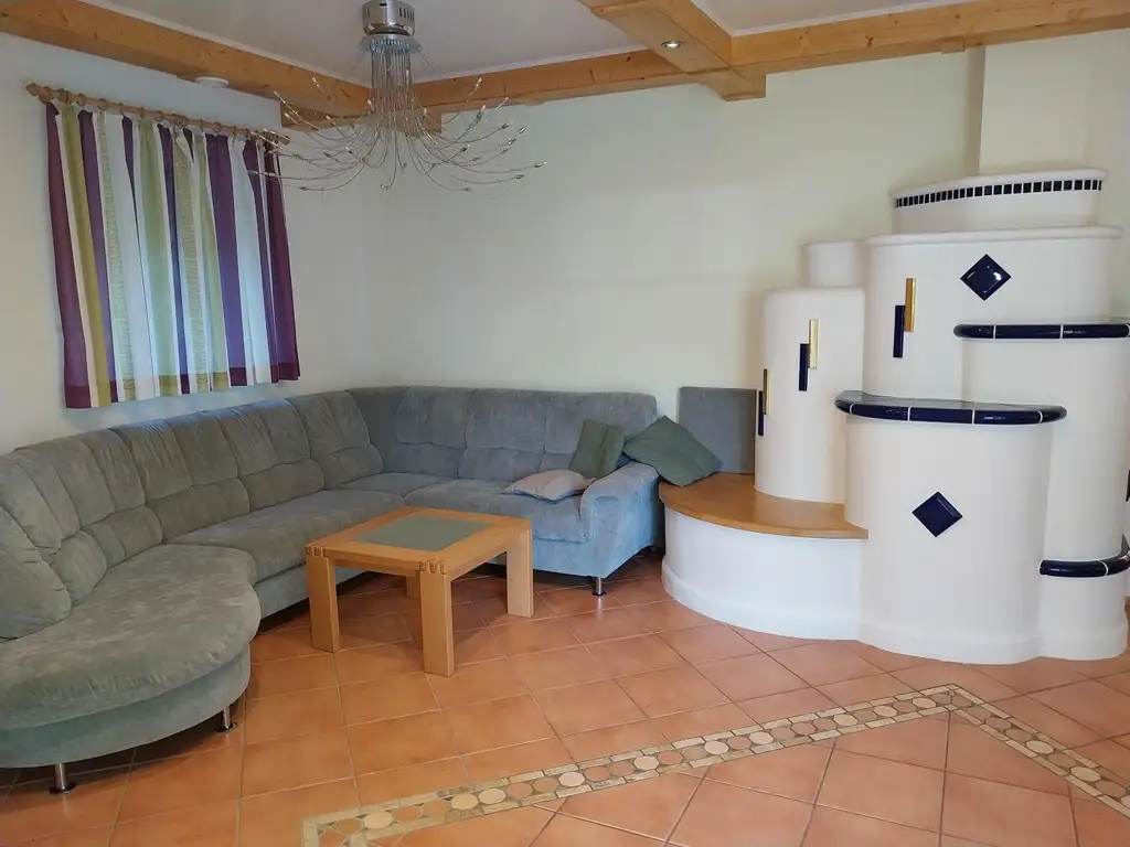 MIETWOHNHAUS MIT POOL, SAUNA UND WINTERGARTEN IN SONNIGER LAGE in  3033 Altlengbach / Sankt Christophen