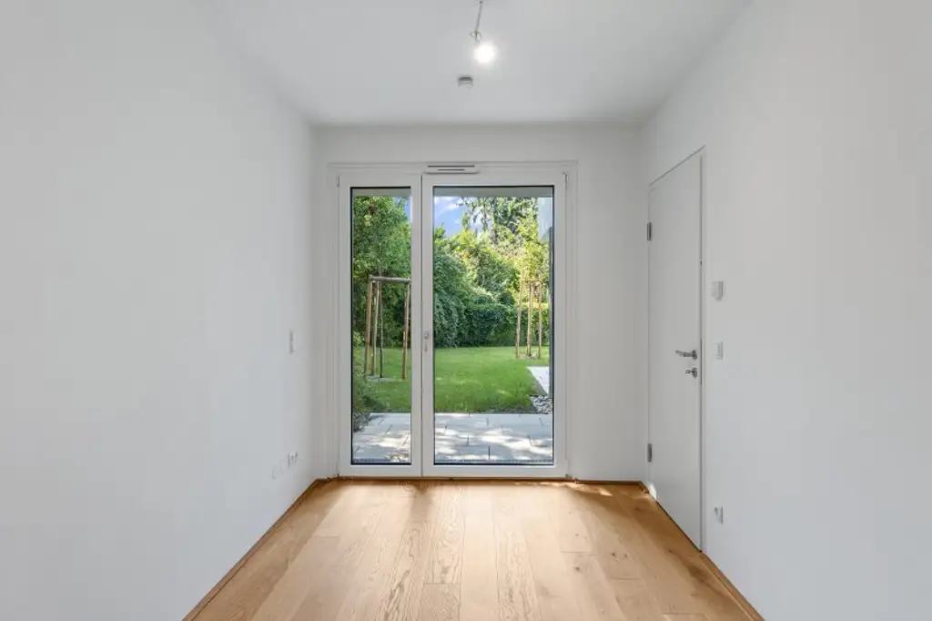 floé 225 - letzte freie Gartenwohnung: 3 Zimmerwohnung mit 3 Terrassen und 179m2 Eigengarten