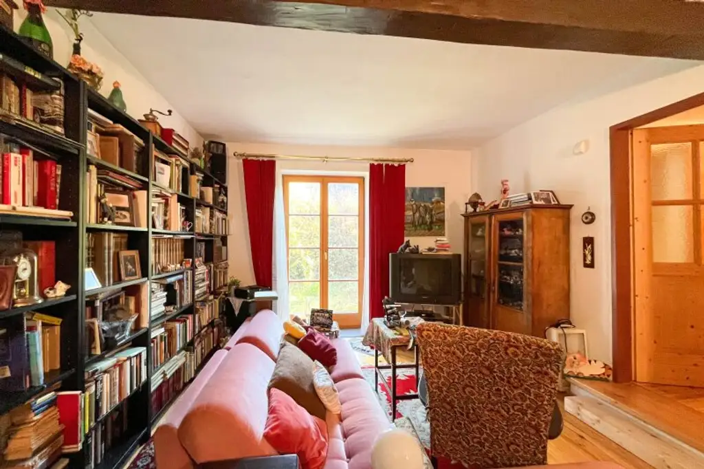 Entzückendes Wohnhaus mit vielseitigem Nebengebäude im nordöstlichen Weinviertel