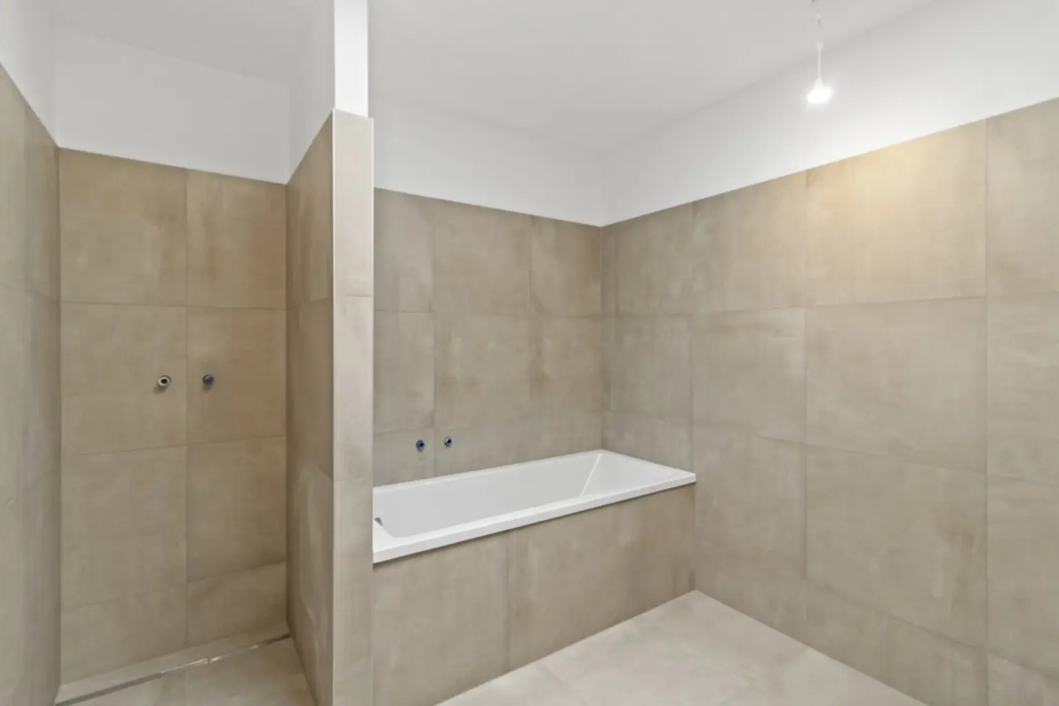K | ++ EXKLUSIV++ Dachgeschoss mit VIER Zimmern & ZWEI Balkonen ++ | Prima Service Immobilien