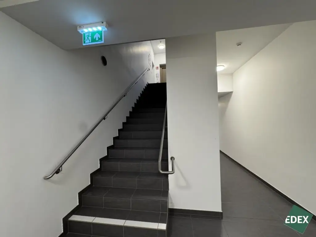 Moderne 2-Zimmer-Wohnung mit Balkon nahe U1