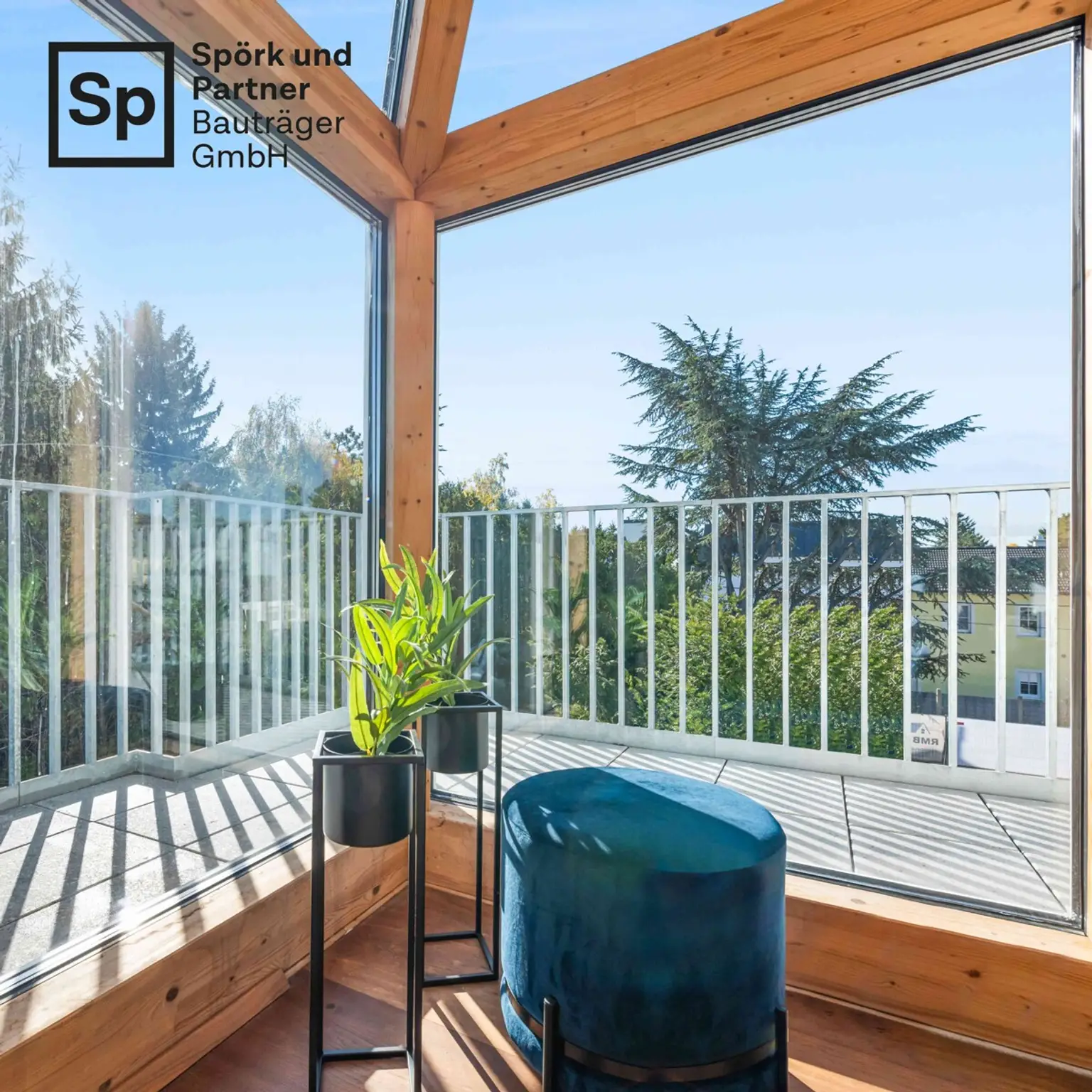 BESTLAGE ALTE DONAU
DACHGESCHOSSWOHNUNG
5 MINUTEN ZUR ALTEN DONAU